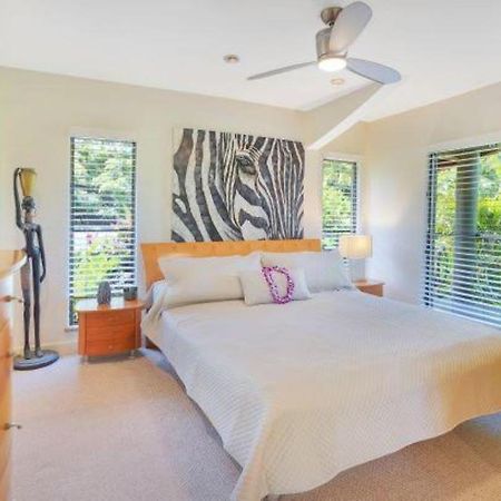 Luxury 2-Story Oceanfront Condo W/ Views & Pool Wailua  Exterior photo