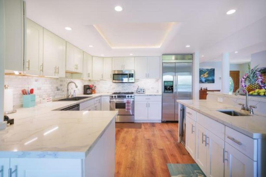 Luxury 2-Story Oceanfront Condo W/ Views & Pool Wailua  Exterior photo